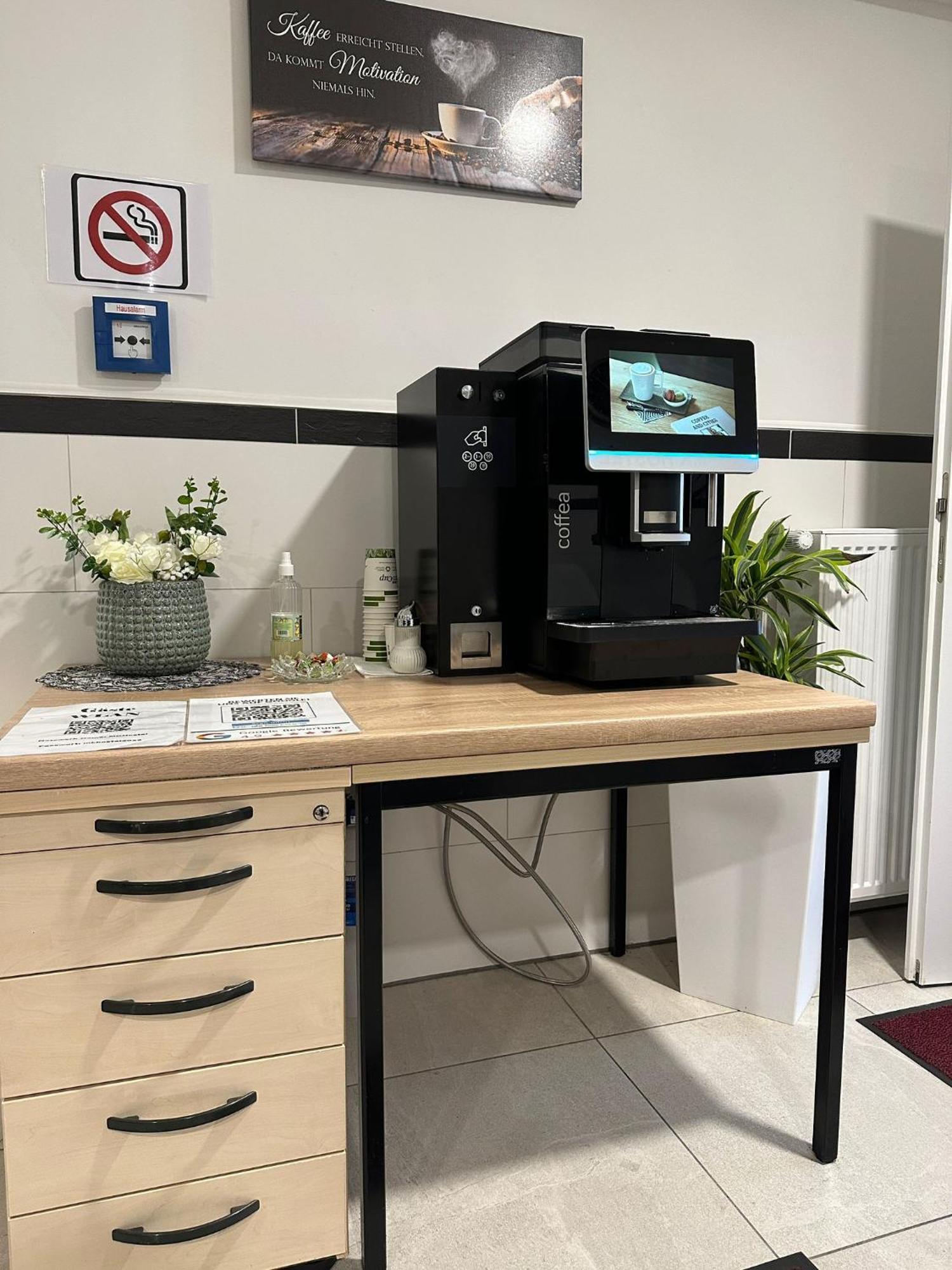 Mk Hostel Oyten - Free Wifi & Parking - 24H Check-In エクステリア 写真