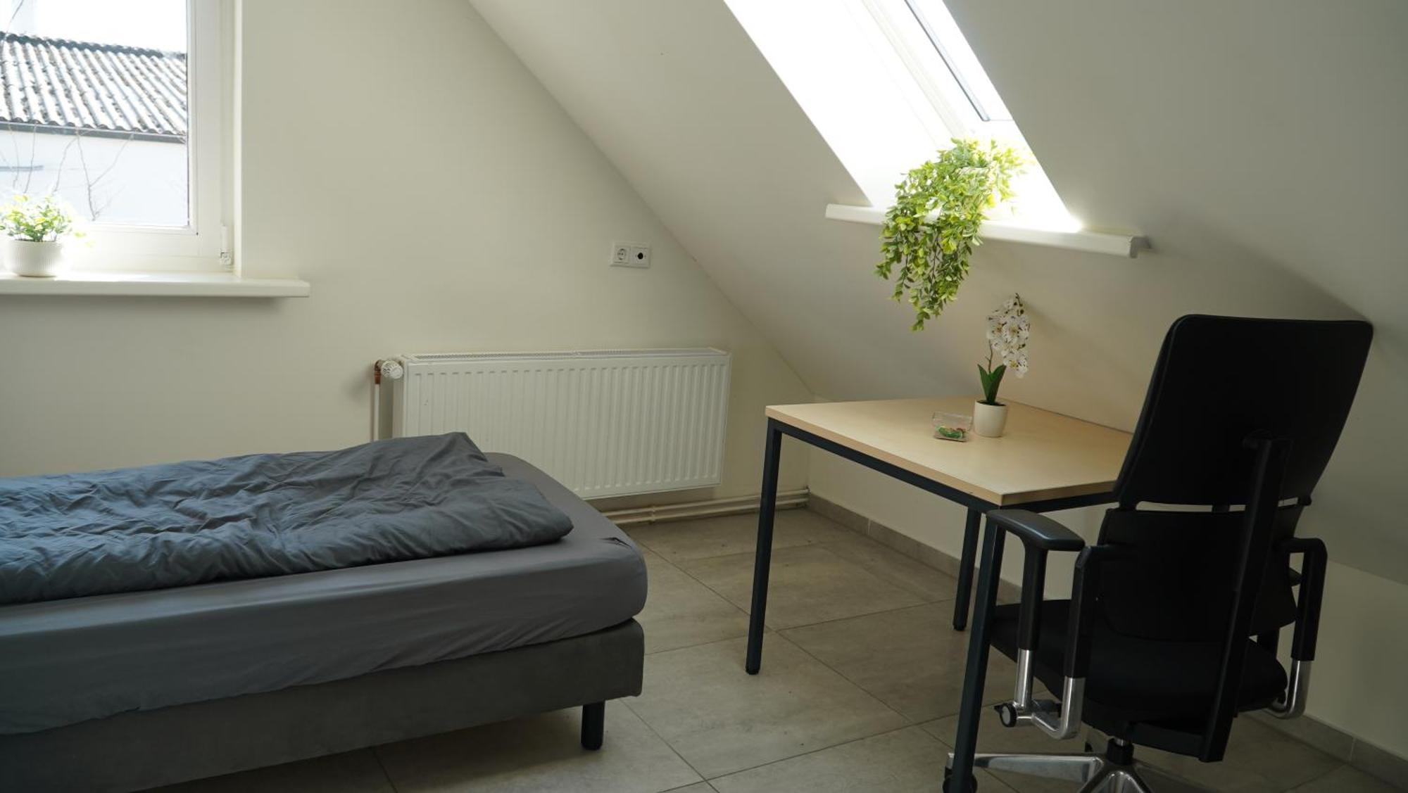 Mk Hostel Oyten - Free Wifi & Parking - 24H Check-In エクステリア 写真